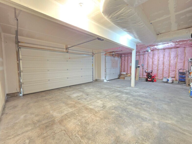 Building Photo - 13122 W 1st Ave