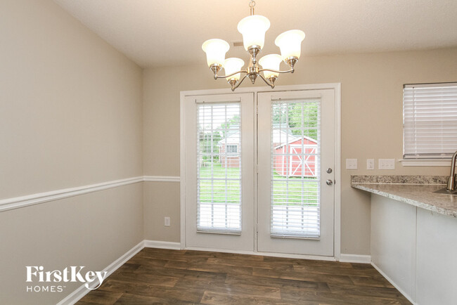 Building Photo - 8720 Kismet Dr