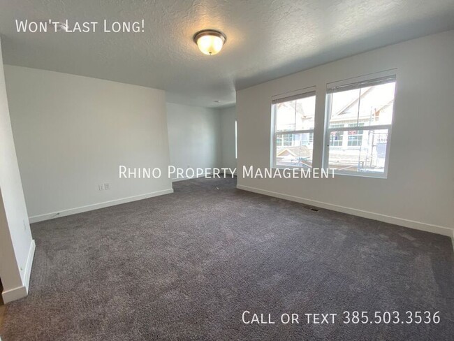 Building Photo - 4254 Bromwell Ct
