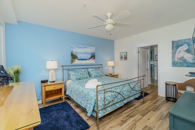 Building Photo - Sandbridge Off Season/Furnished 3 bed Read...