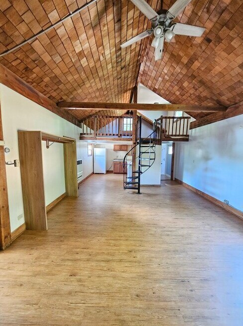  - 8216 199th Ave