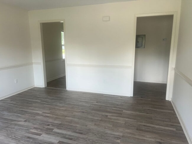 Building Photo - 2 Bedroom House on Corner Lot - Nash County