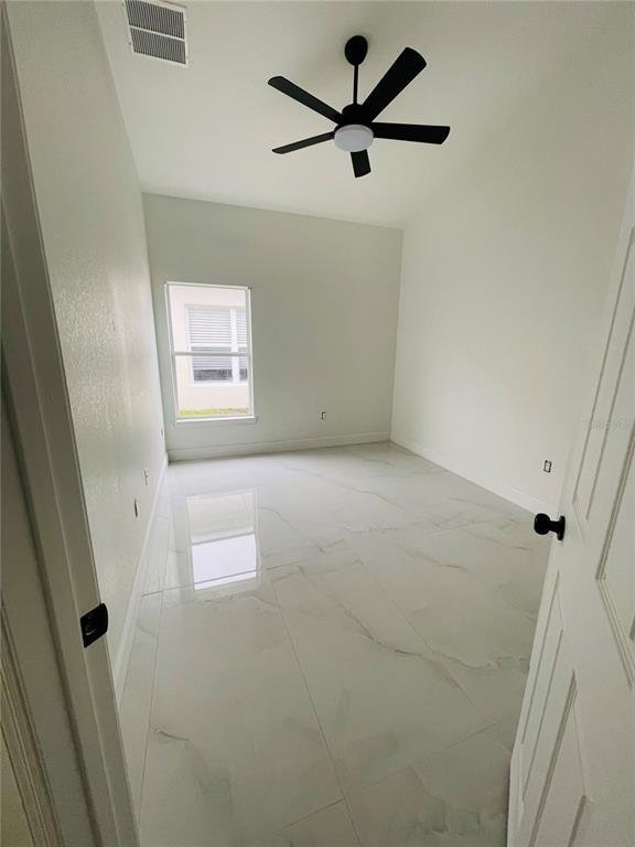 Building Photo - 207 Vizcay Way