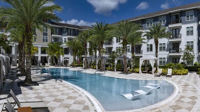 Building Photo - Baldwin Harbor