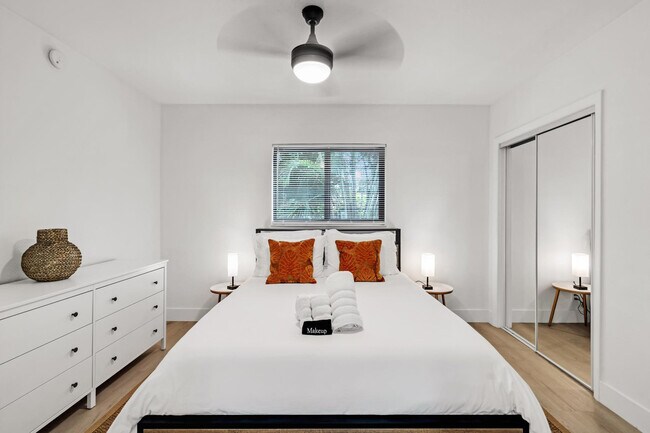 Building Photo - 1634 SW 4th Ave