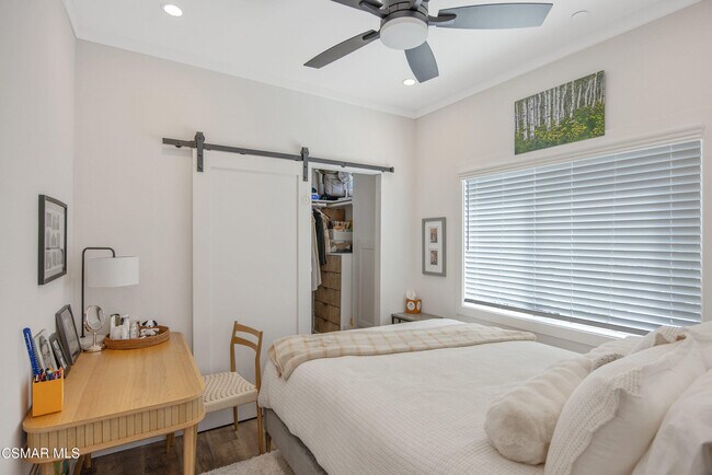 Building Photo - 313 Raymond St