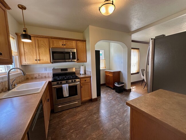 Building Photo - Kendall Yards 3 Bedroom 2 Bath Home