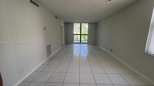 Building Photo - 8429 Forest Hills Dr