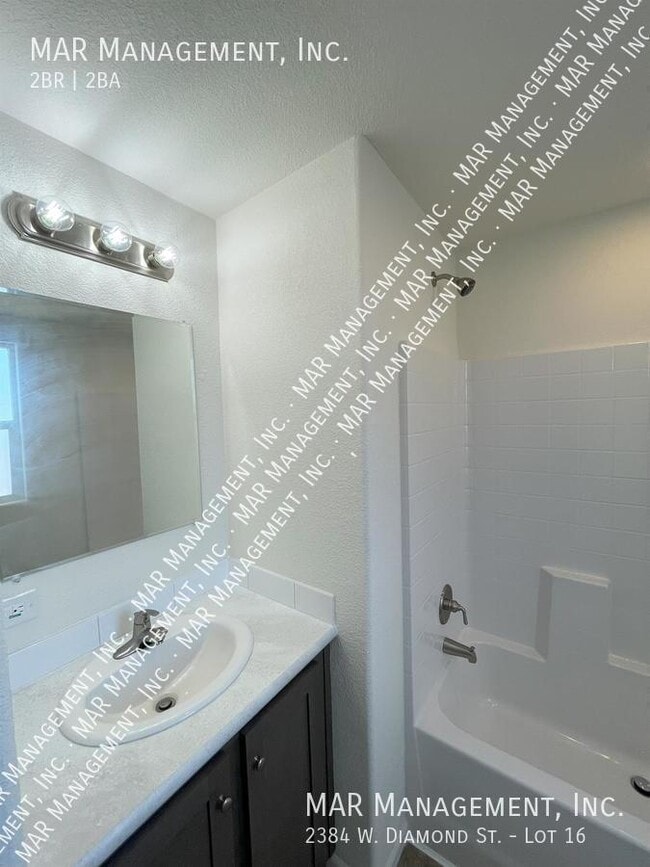 Building Photo - 2384 W Diamond St