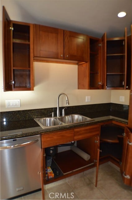 Building Photo - 33938 Alcazar Dr