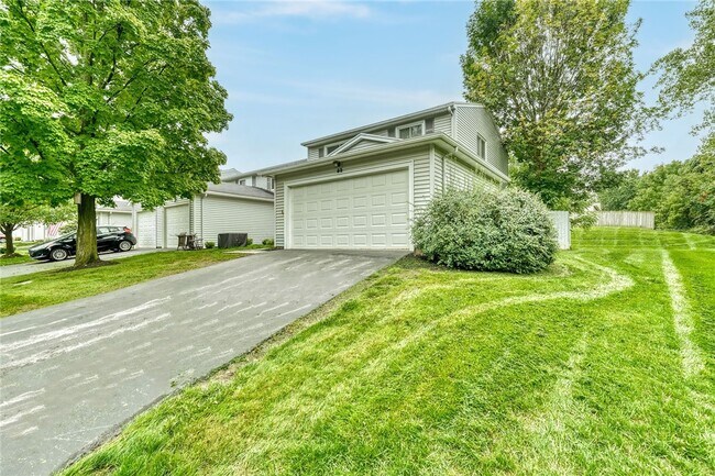 Building Photo - 49 Bucklebury Hill