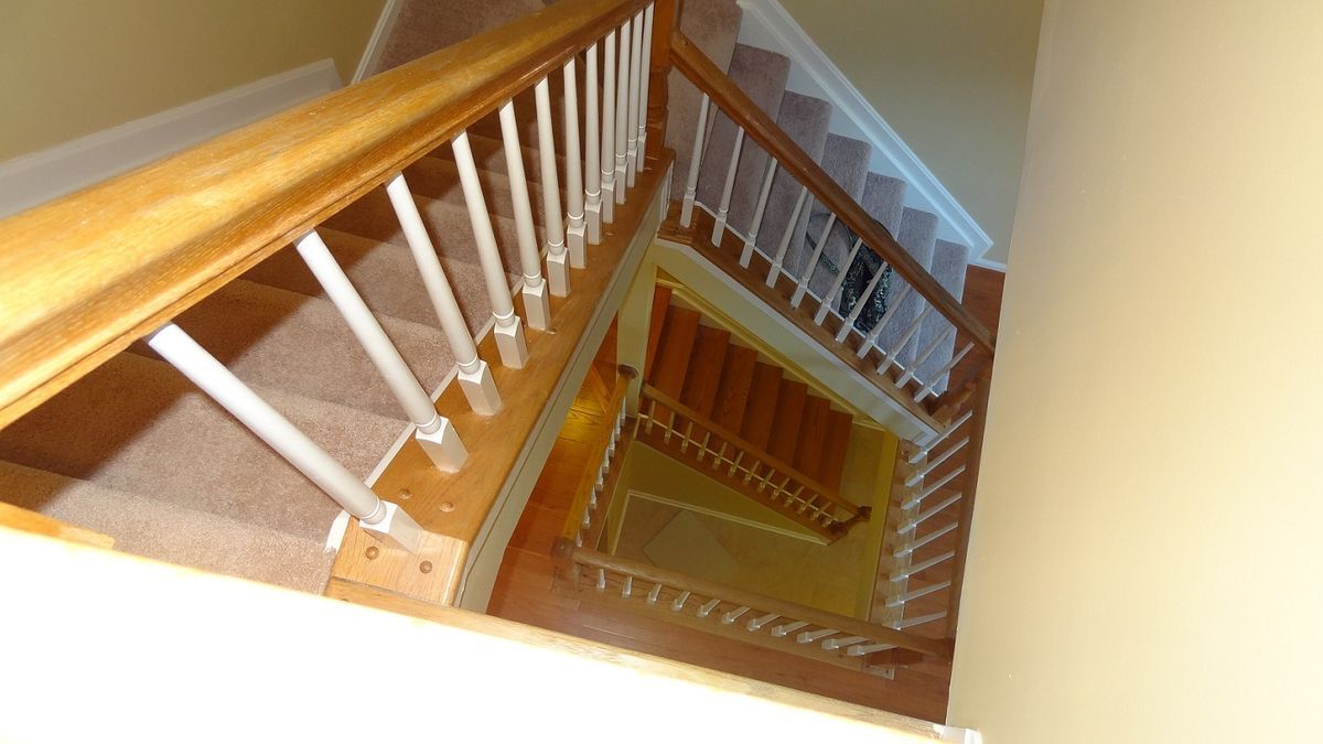 Building Photo - 2427 Clover Field Cir