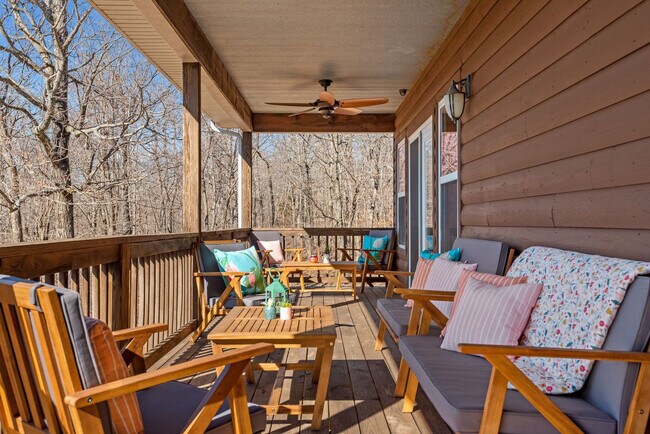 Building Photo - 11 NC 8720