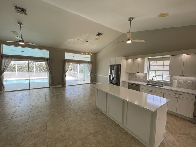 Building Photo - 813 Belville Blvd