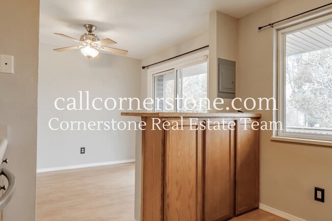 Building Photo - 3614 Regis St