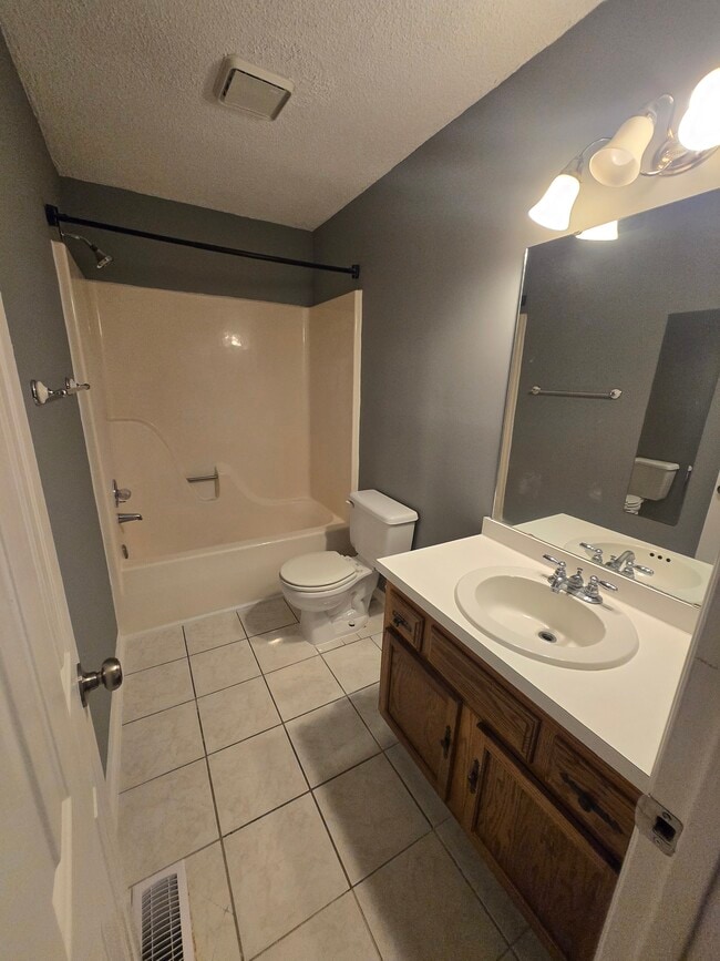 Building Photo - 8610 Haw River Rd