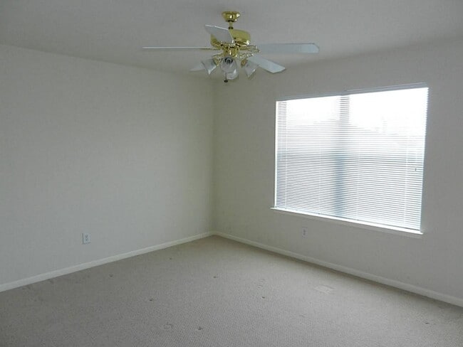 Building Photo - 4731 Montclair Hill Ln
