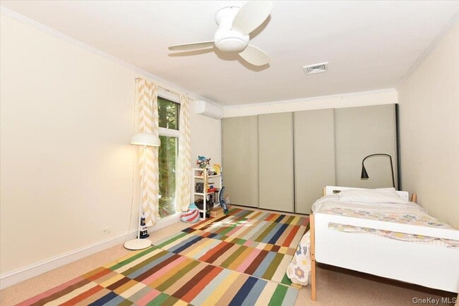 Building Photo - 3 Mill Pond Ln