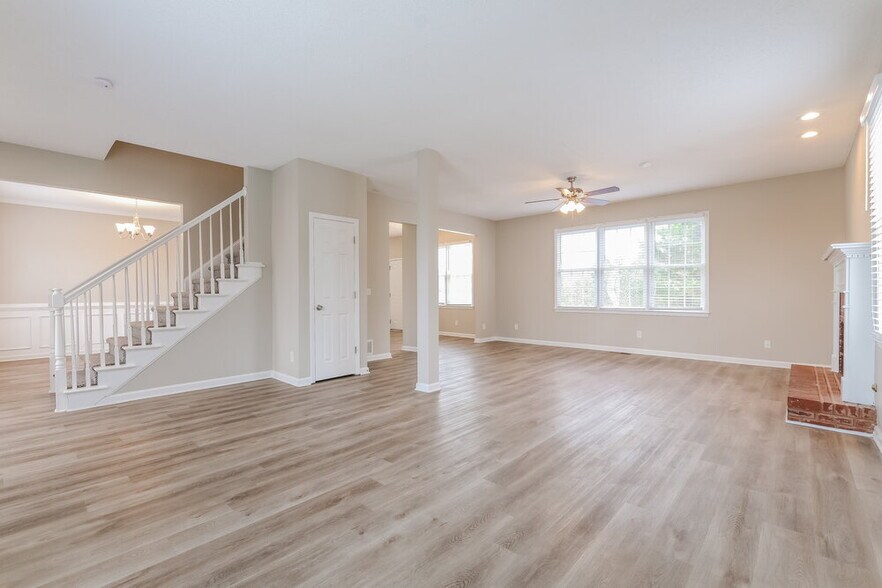 Building Photo - 293 Derby Run