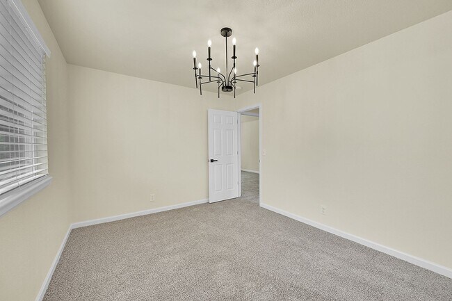 Building Photo - Northeast Colorado Springs House in Sierra...