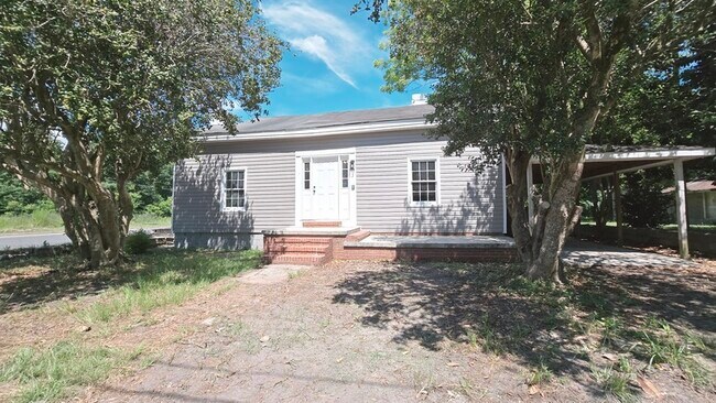 Building Photo - 159 Poplar Ave