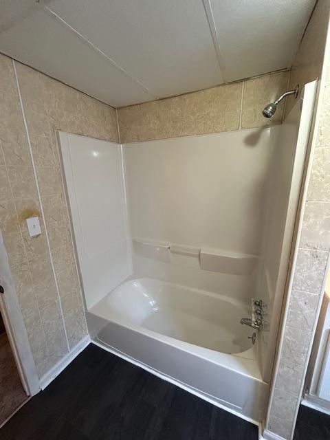 Building Photo - 719 Crescent Ave