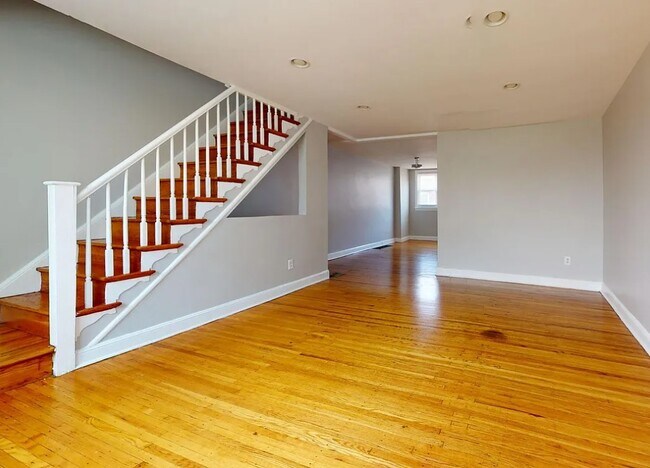 Building Photo - 1370 N 75th St