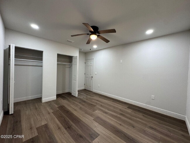 Building Photo - 148 Claire Ave