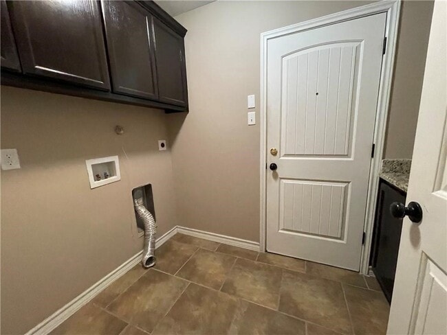 Building Photo - 13942 Whitecap Blvd