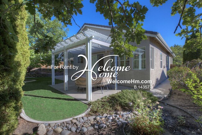 Building Photo - 3125 Roxbury Dr