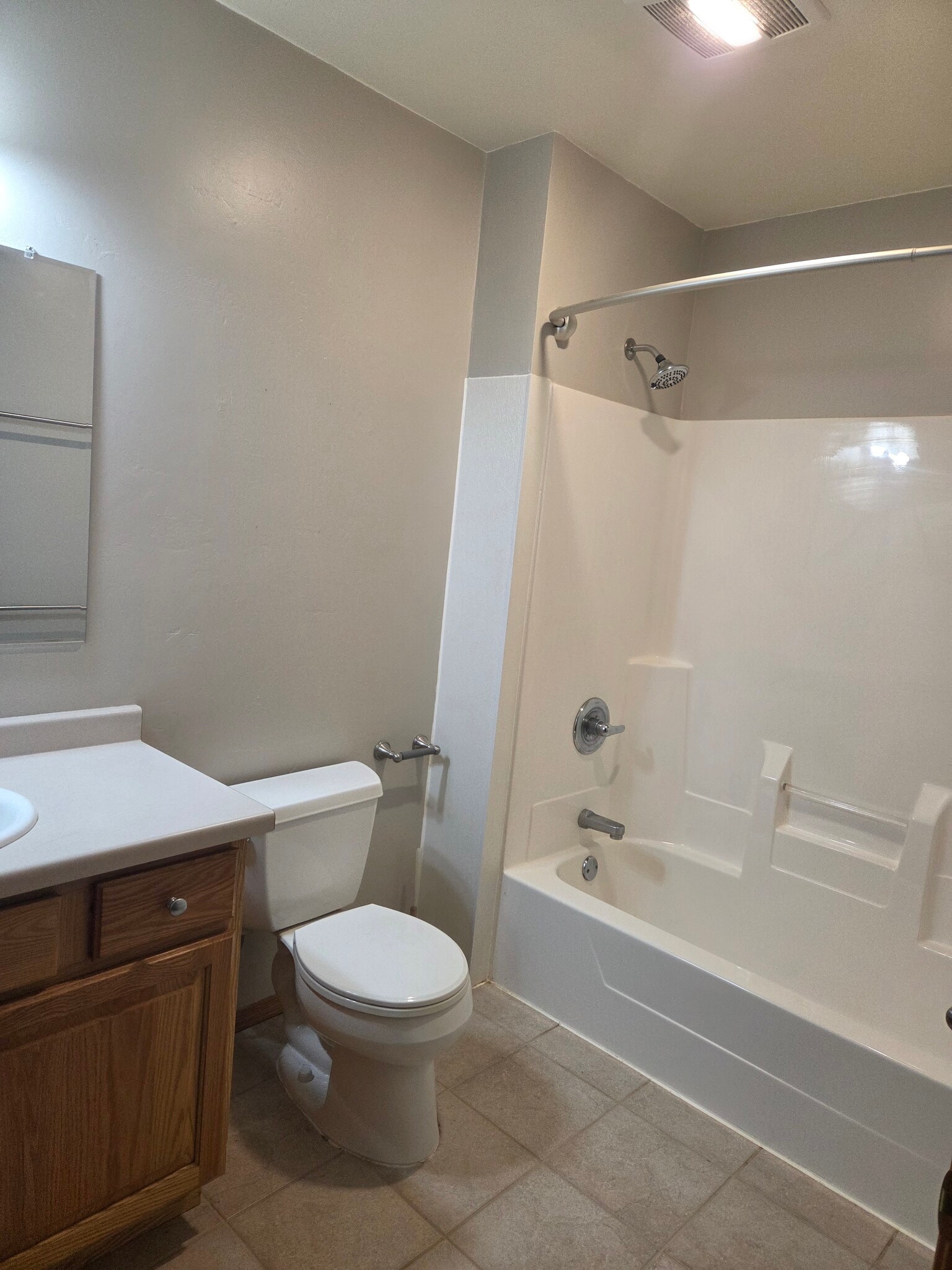Upstairs bathroom - 1903 Sagebrush Way