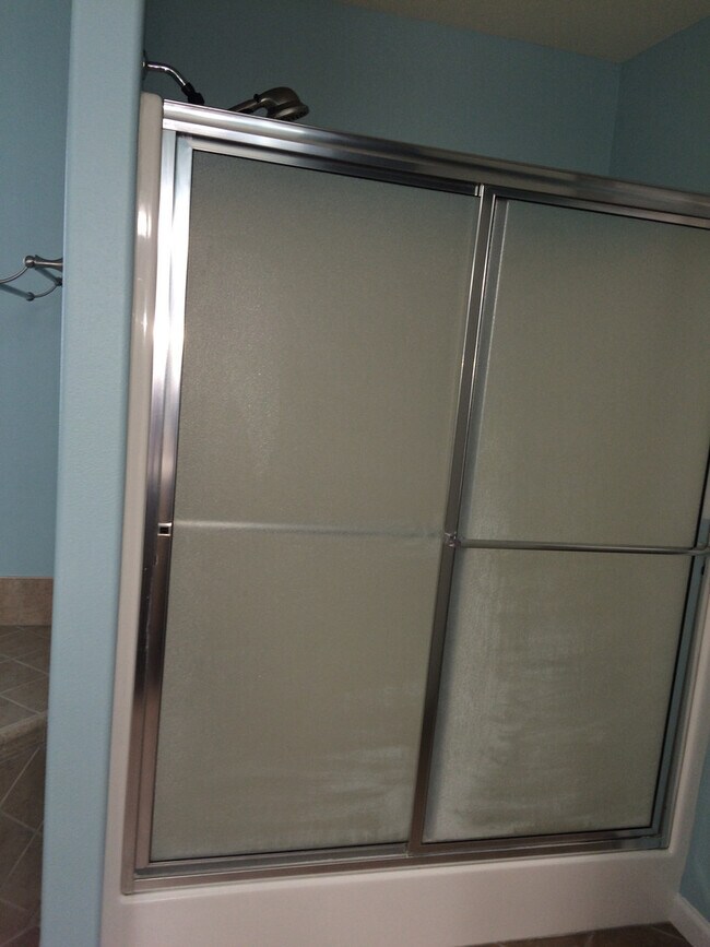 Building Photo - Large Home for Rent in Sage Point Service Area