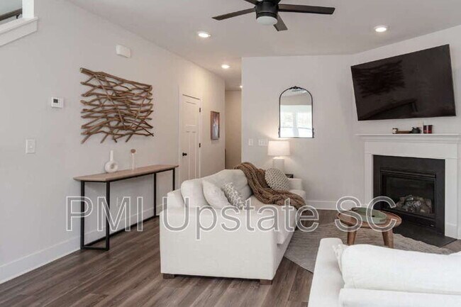 Building Photo - 1069 Millison Pl