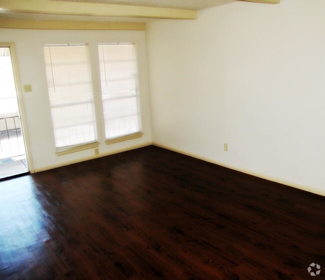 Living Room - Arbor Place