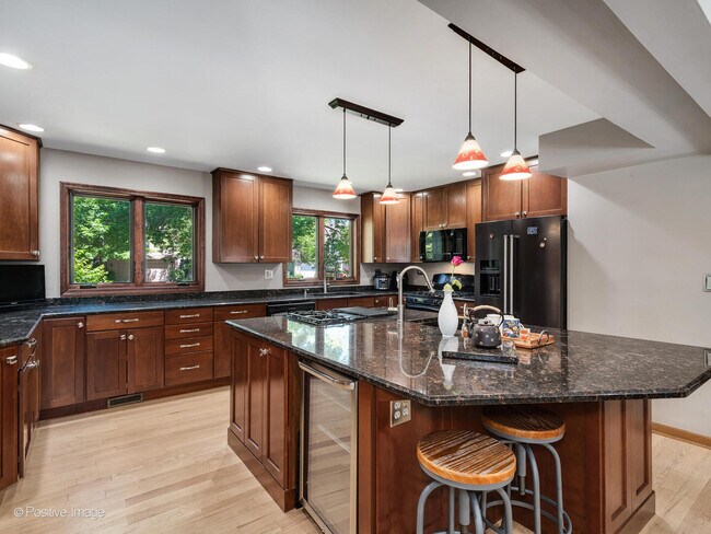 Building Photo - 1412 Ambleside Cir