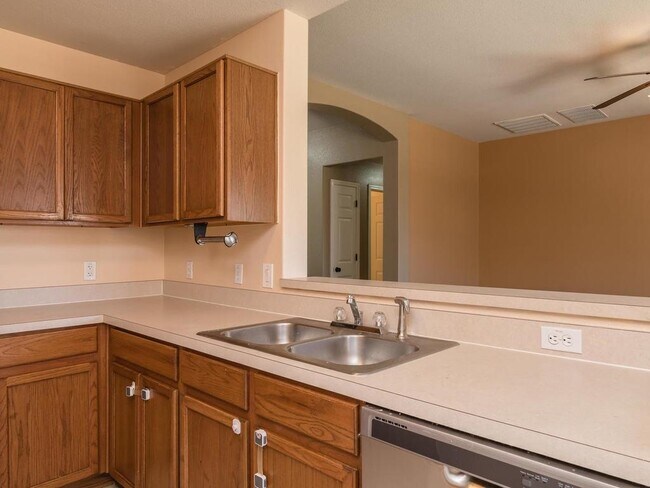 Building Photo - 745 Rusk Rd