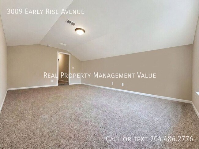Building Photo - 3009 Early Rise Ave