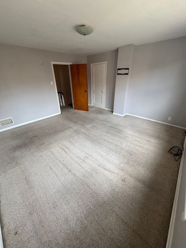 Building Photo - 529 Ohio River Blvd