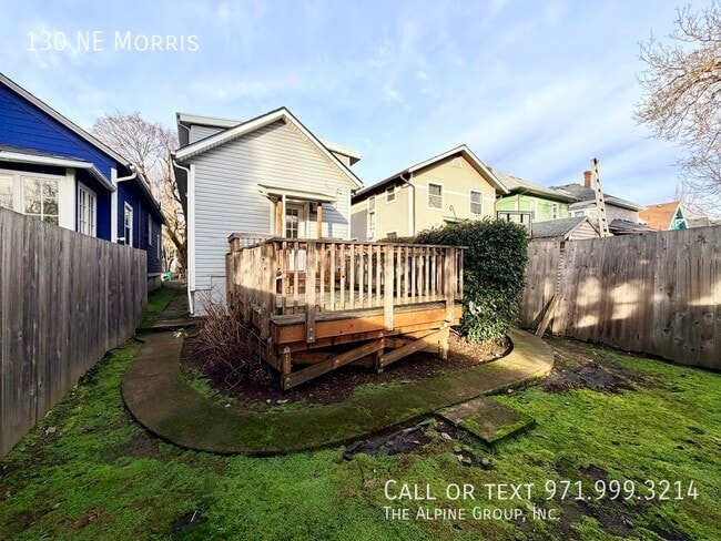 Building Photo - 130 NE Morris-