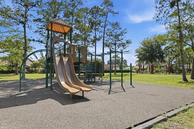 Building Photo - 13684 Exotica Ln