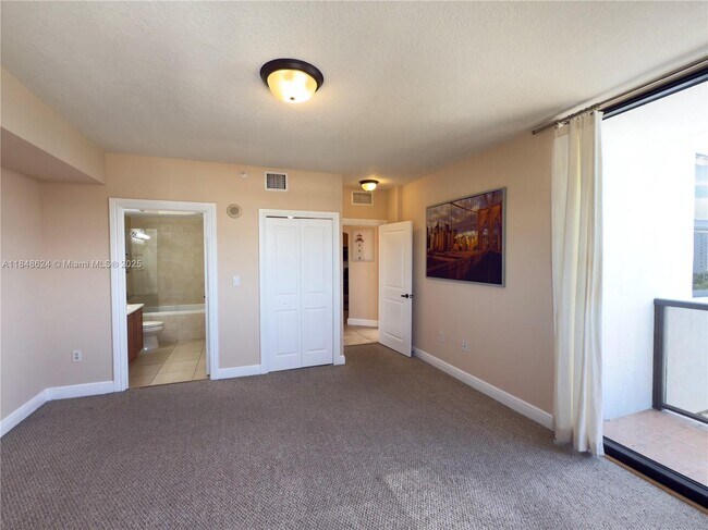 Building Photo - 2301 SW 27th Ave