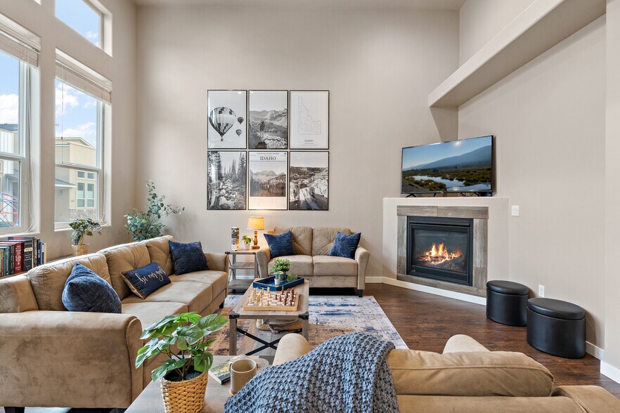 Building Photo - 2900 N Villere Ln