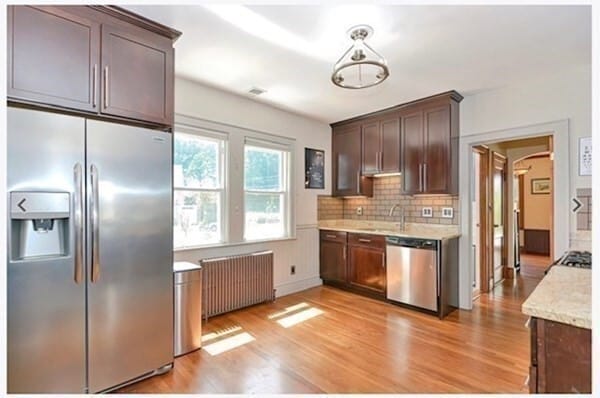 Building Photo - 36 Alleyne St