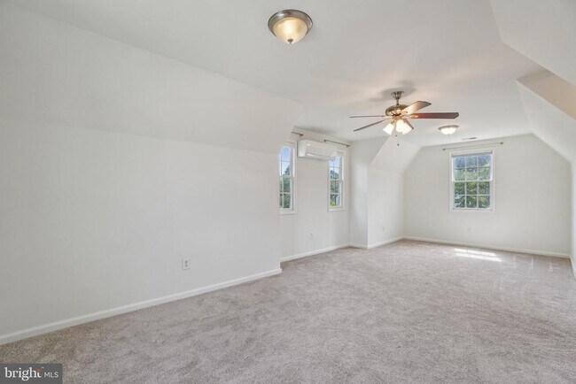 Building Photo - 7009 Hickory Hill Rd
