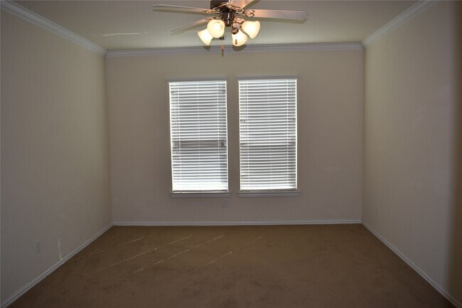 Building Photo - 24623 Forest Canopy Dr