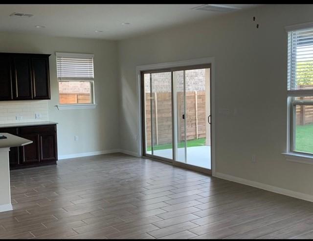 Building Photo - 13902 Osmarea Dr