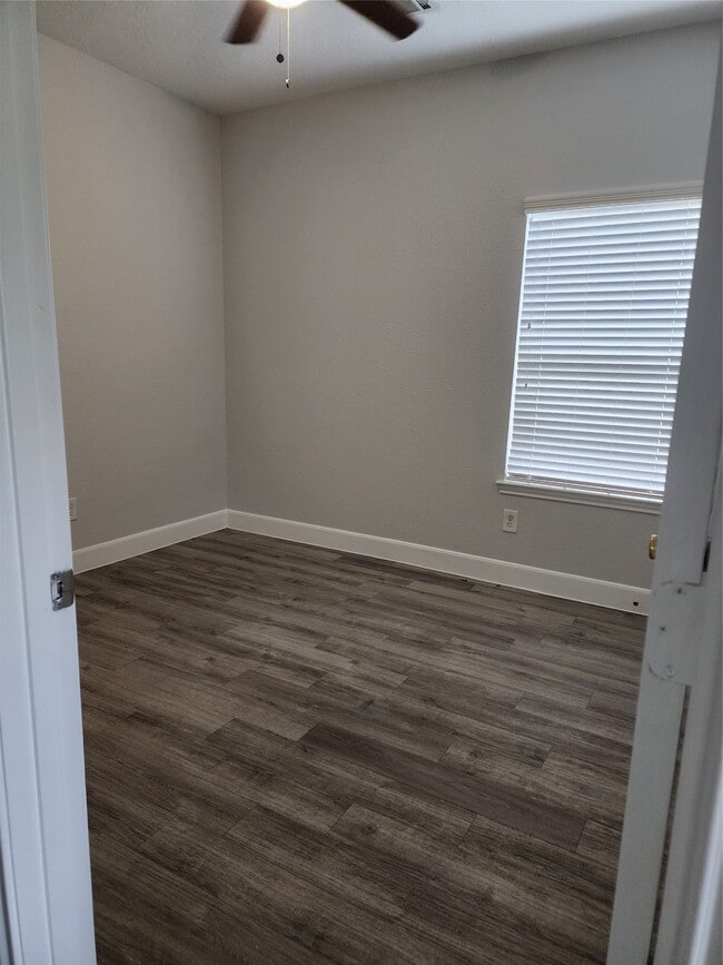 Building Photo - 11418 Carla St