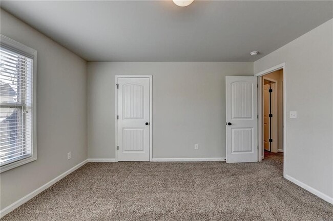 Building Photo - 4810 Haysboro Way