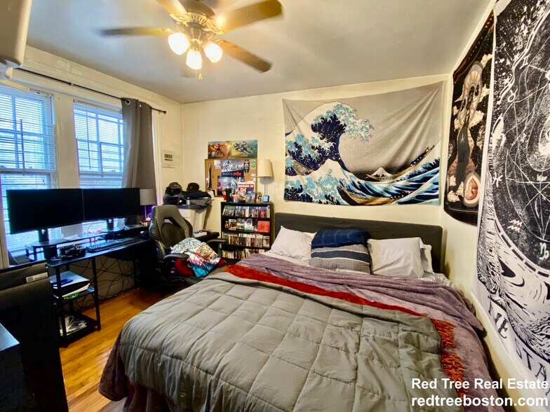 Building Photo - 55 Lanark Rd