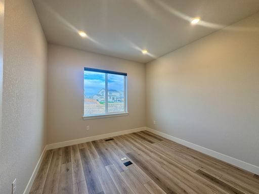 Building Photo - Stunning 5-Bedroom Home with Theater Room & Upgrades – Commerce City